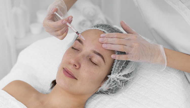 Sculptra ต่างจากฟิลเลอร์ทั่วไปยังไงนะ?